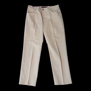 Gloria Vanderbilt Amanda Beige / Light Tan Classic Fit Straight Leg Denim Jeans